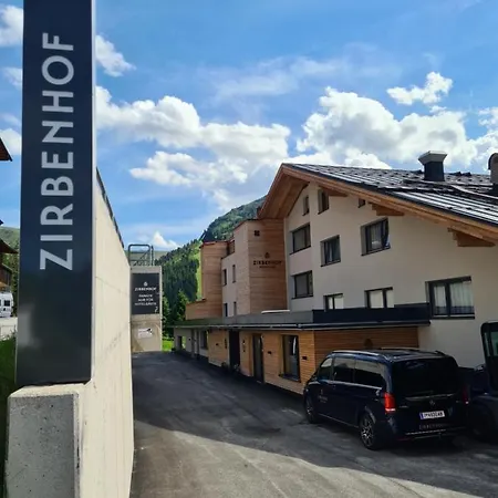 Zirbenhof Hotel 4*