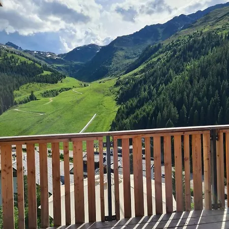 Zirbenhof Hotell