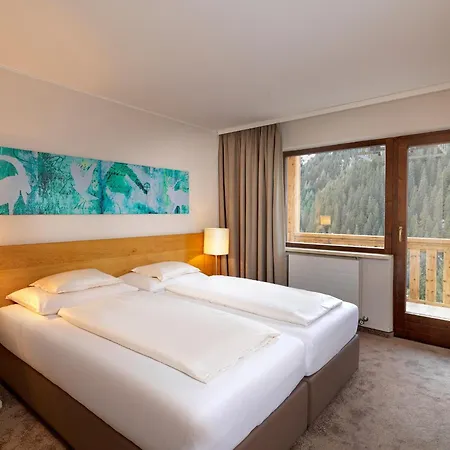 Отель Zirbenhof