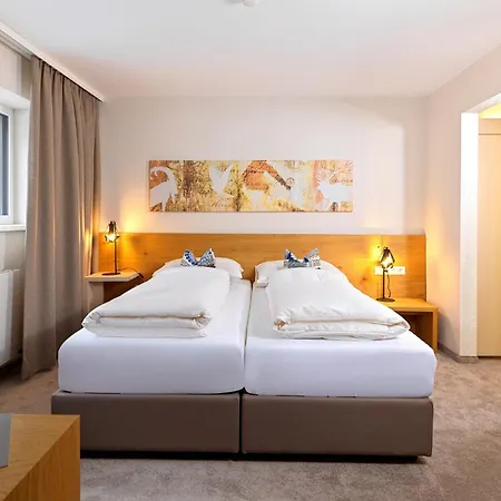 Zirbenhof Хохфюген