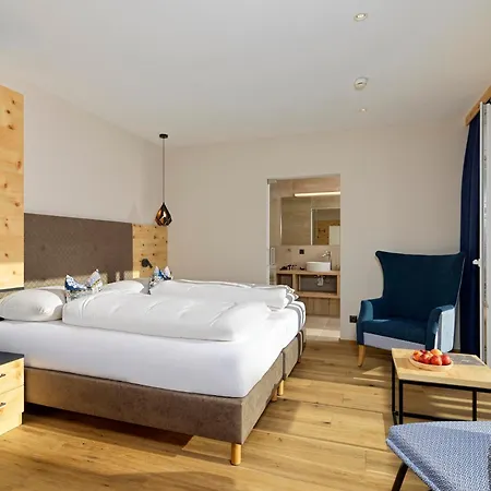 Zirbenhof Отель